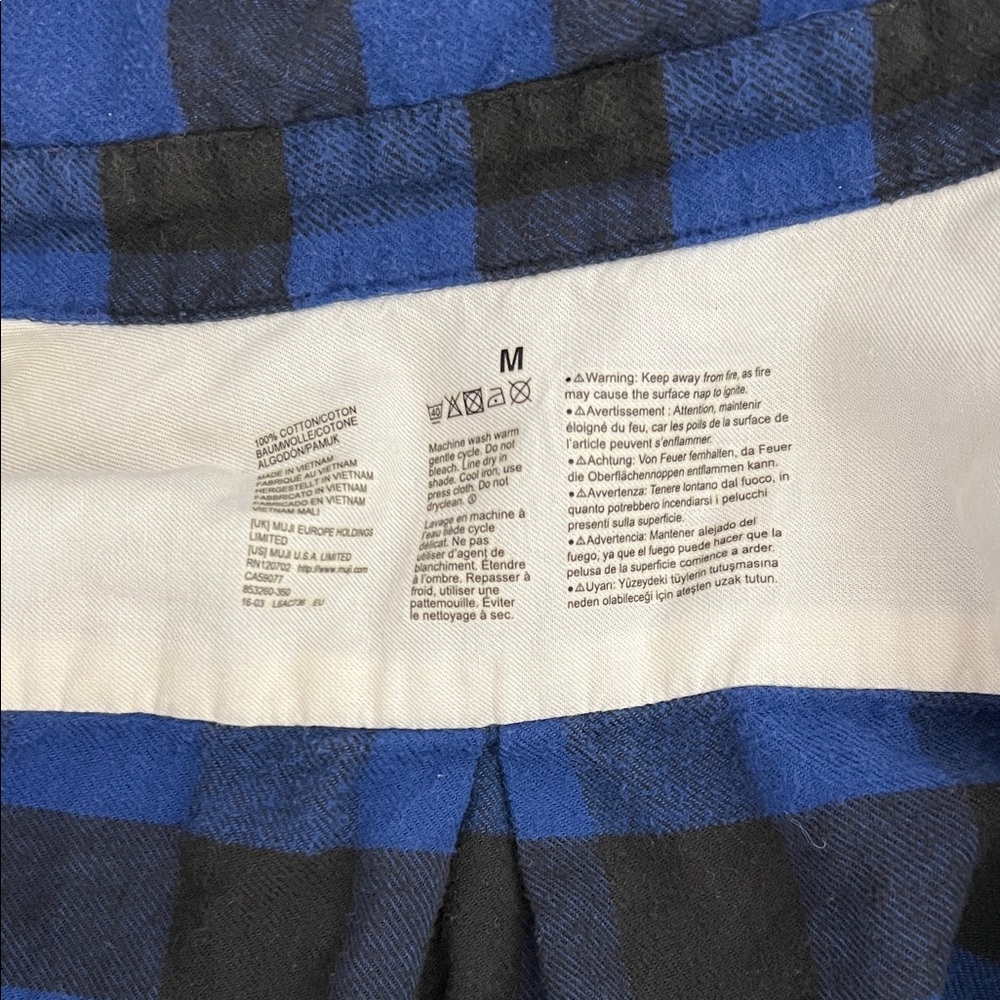 Uniclo Buffalo Plaid Shirt - Picture 2 of 5